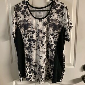 Balance Collection Black and White Graphic Fitted Tee